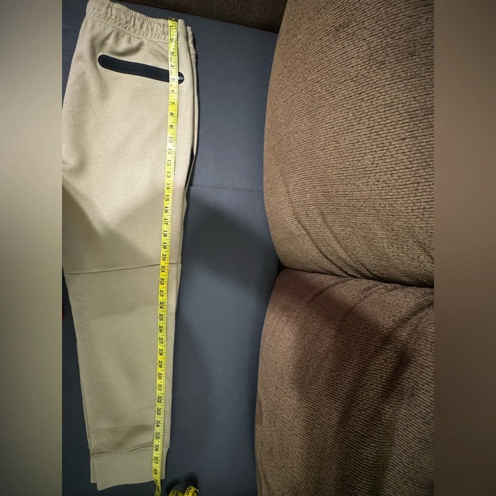 NWOT - American Eagle Outfitters Pants I Men's I Jogger I Stretch Fabric